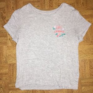 Gray tee shirt